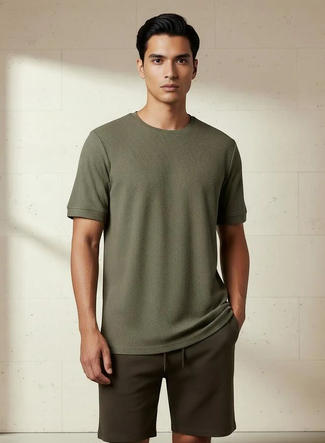 Iconic Iconic Men Regular Fit Crew Neck Short Sleeve Ribbed T-shirt